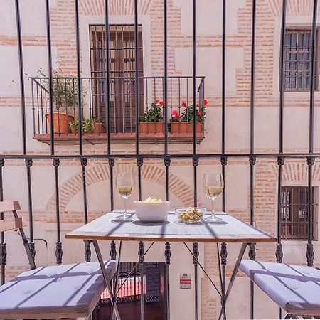 -Malagasunapts- Vibrant Historic City Centre Exterior foto